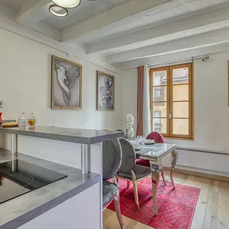 Appartement Passage Des Bains *