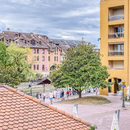 Passage Des Bains Annecy